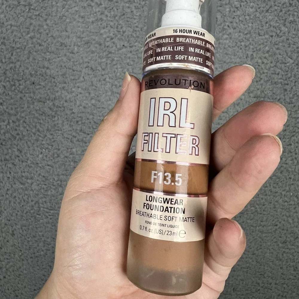 Makeup Revolution IRL Filter Longwear Foundation -F 13.5 - 0.7 fl oz - NEW